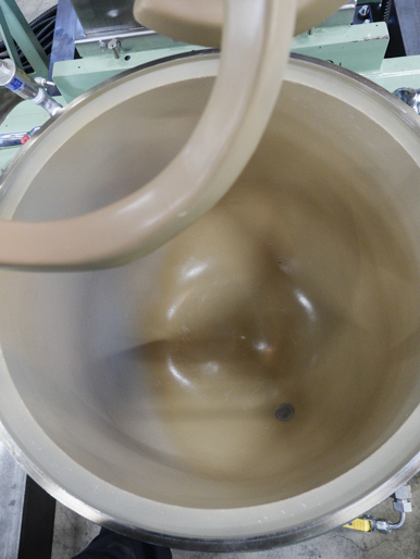 混合撹拌機<br><br>万能混合撹拌機