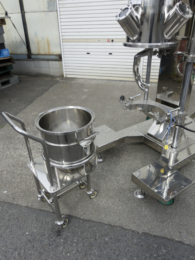 ALLステンレス仕様<br>混合撹拌機<br><br>万能混合撹拌機