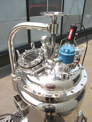 SUS撹拌槽<br>（T-102）