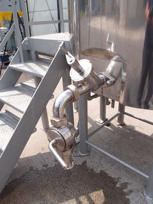 SUS<br>撹拌槽<br><br>パスチ<br>ライザー