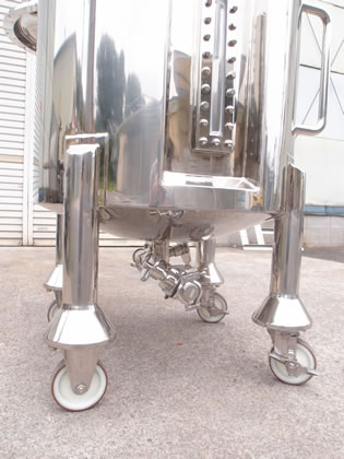 SUS316<br>ステンレス<br>タンク