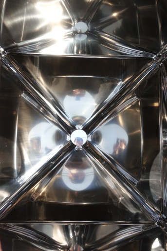 角型粉体<br>ホッパータンク<br><br>粉体用IBC