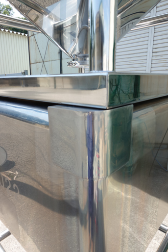 角型粉体<br>ホッパータンク<br><br>粉体用IBC