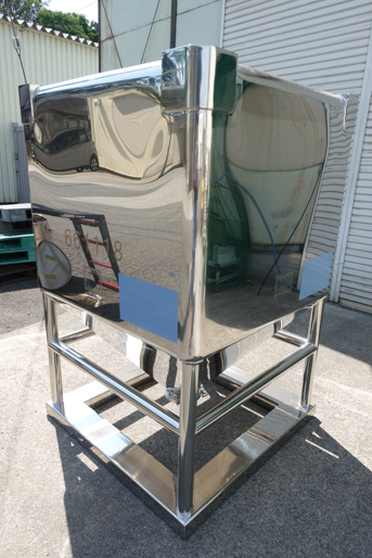 角型粉体<br>ホッパータンク<br><br>粉体用IBC