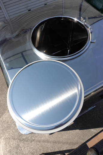 角型粉体<br>ホッパータンク<br><br>粉体用IBC