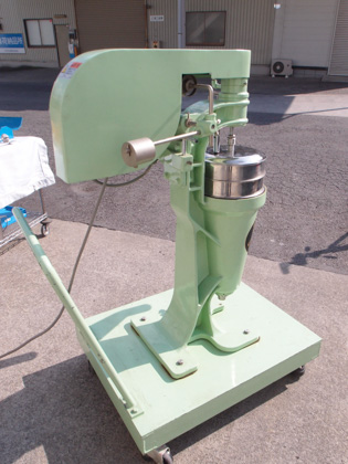 超高速<br>遠心<br>分離機<br><br>シャー<br>プレス