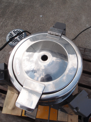 上部排出型<br>遠心分離機