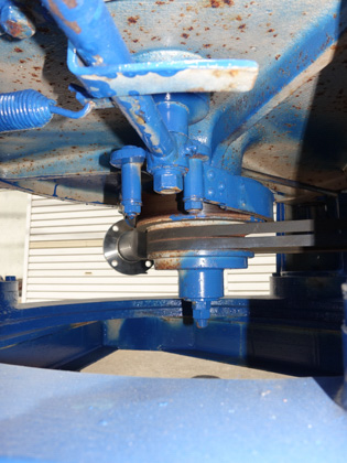 ケーシング<br>開放可能<br><br>上部排出型<br>遠心分離機