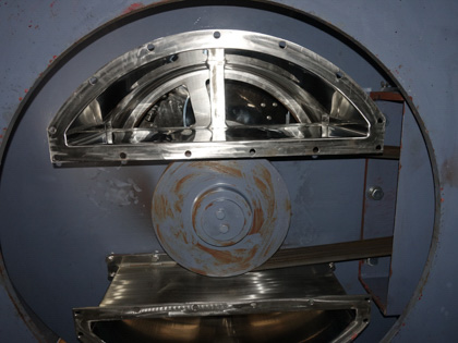 全自動式<br>底部排出型<br>遠心分離機