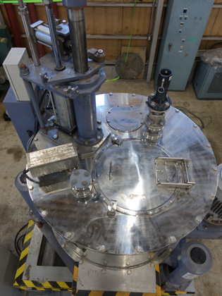 全自動式<br>底部排出型<br>遠心分離機