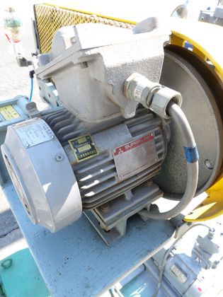 超高速<br>遠心分離機<br>シャープレス