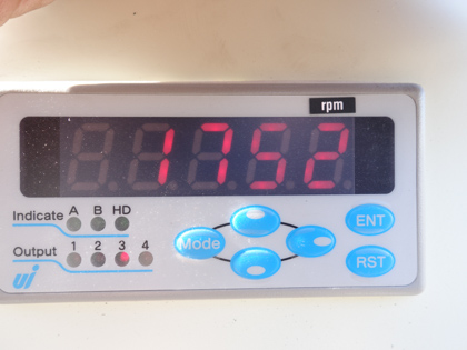 全自動無孔壁<br>底部排出型<br>遠心分離機