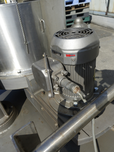 SUS316<br>バスケット式<br>上部排出型<br>遠心分離機