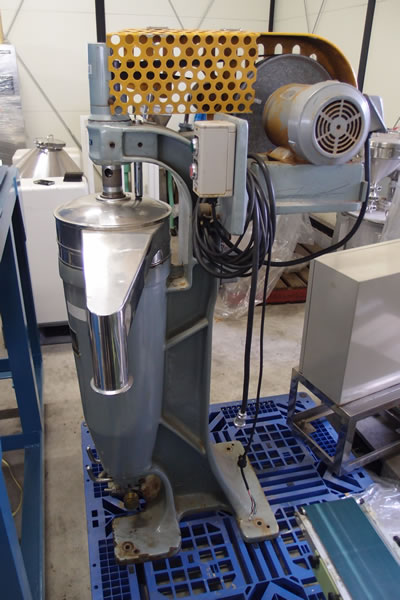 シャープレス<br>超高速<br>遠心分離機