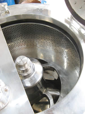 底部排出型<br>遠心分離機<br>バスケット型