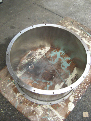 上部排出型<br>遠心分離機<br>バスケット型