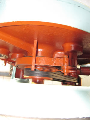 上部排出型<br>遠心分離機<br>バスケット型