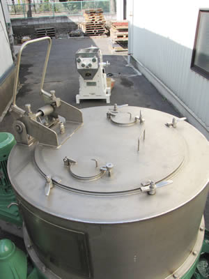 上部排出型<br>遠心分離機<br>バスケット型