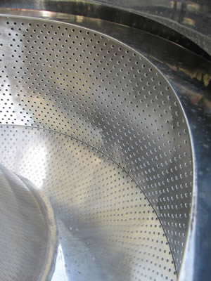 上部排出型<br>遠心分離機<br>バスケット型