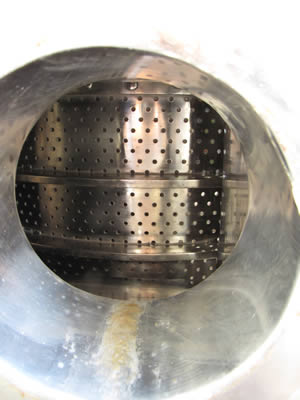 上部排出型<br>遠心分離機<br>バスケット型