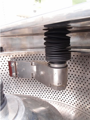 底部排出型<br>遠心分離機