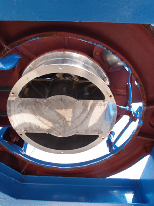 底部排出型<br>遠心分離機