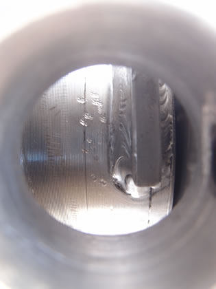 連続式<br>遠心分離機<br><br>デカンター