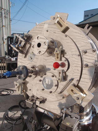 ケーシング<br>開閉型<br>上部排出型<br>遠心分離機