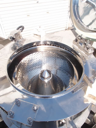 ケーシング<br>開閉型<br>上部排出型<br>遠心分離機