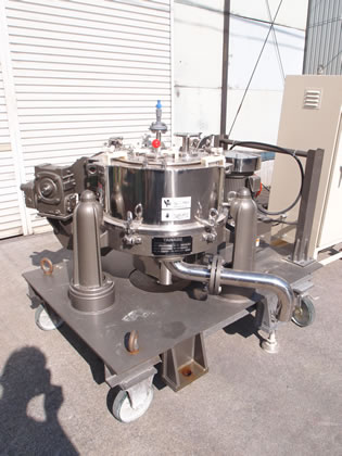 ケーシング<br>開閉型<br>上部排出型<br>遠心分離機