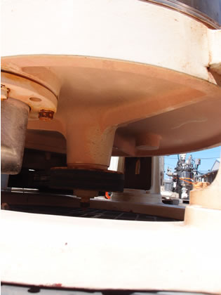 上部排出型<br>遠心分離機