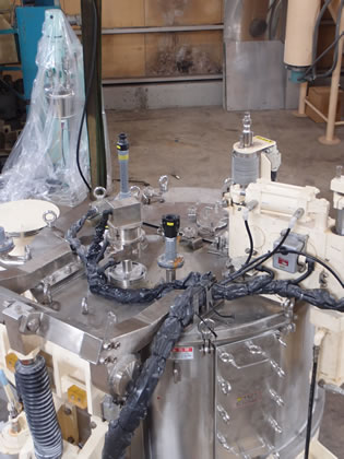 全自動<br>底部排出型<br>遠心分離機