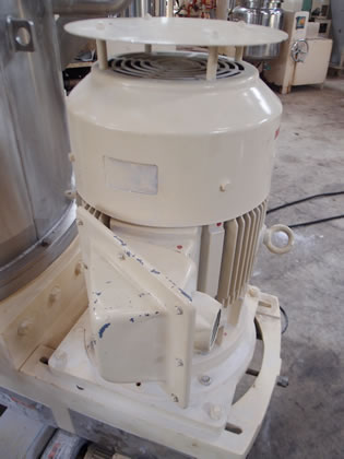 全自動<br>底部排出型<br>遠心分離機