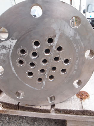 ステンレス<br>多管式<br>熱交換器<br><br>チューブ式<br>熱交換器