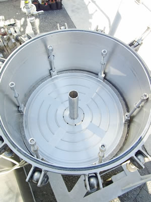 スパークラー<br>フィルター<br>（スパクラ）<br><br>多段式<br>フィルター<br>濾過機