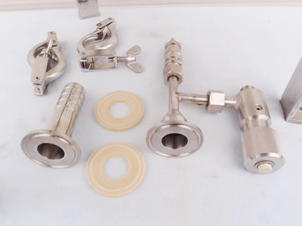 メンブレン<br>フィルター<br><br>単板式<br>濾過機