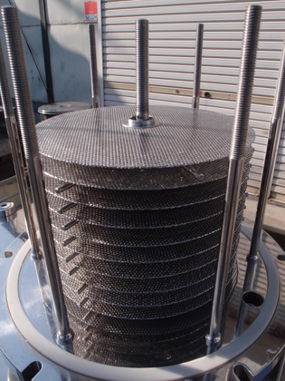 水平<br>濾板式<br>濾過機