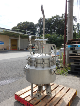 ジャケット付<br>スパークラー<br>フィルター<br><br>多段濾過