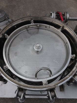 スパークラー<br>フィルター<br><br>多段濾過