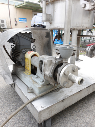 スパークラー<br>フィルター<br><br>多段濾過