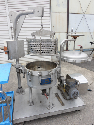 スパークラー<br>フィルター<br><br>多段濾過