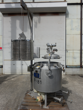 ジャケット付<br>スパークラー<br>フィルター<br><br>多段濾過