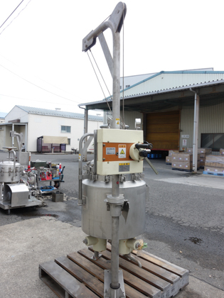 ジャケット付<br>スパークラー<br>フィルター<br><br>多段濾過