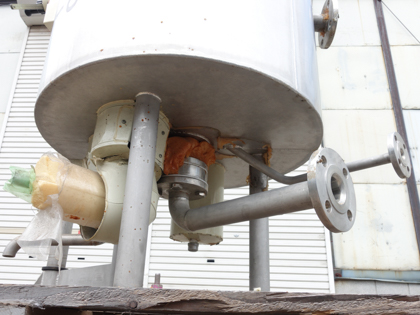 ジャケット付<br>スパークラー<br>フィルター<br><br>多段濾過