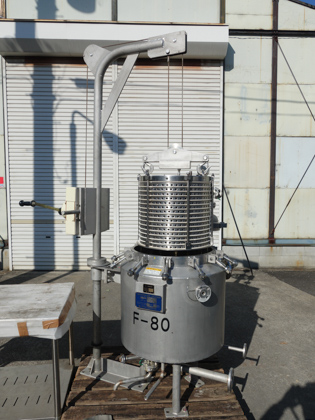 スパークラー<br>フィルター<br><br>多段濾過