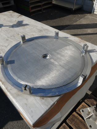 スパークラー<br>フィルター<br><br>多段濾過