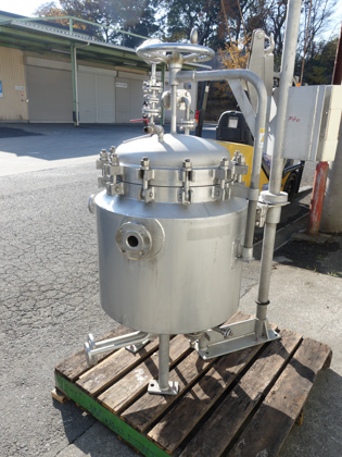 スパークラー<br>フィルター<br><br>多段濾過