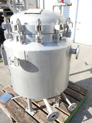 スパークラー<br>フィルター<br><br>多段濾過