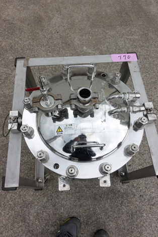 ジャケット付き<br>メンブレンフィルター<br><br>単板式ろ過器