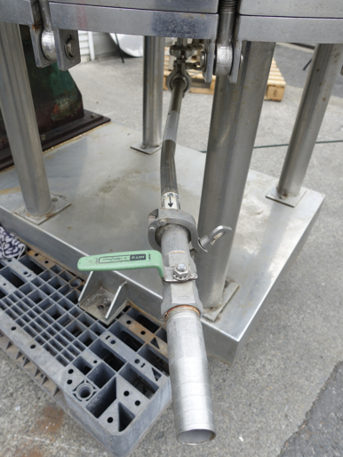 単板加圧濾過機